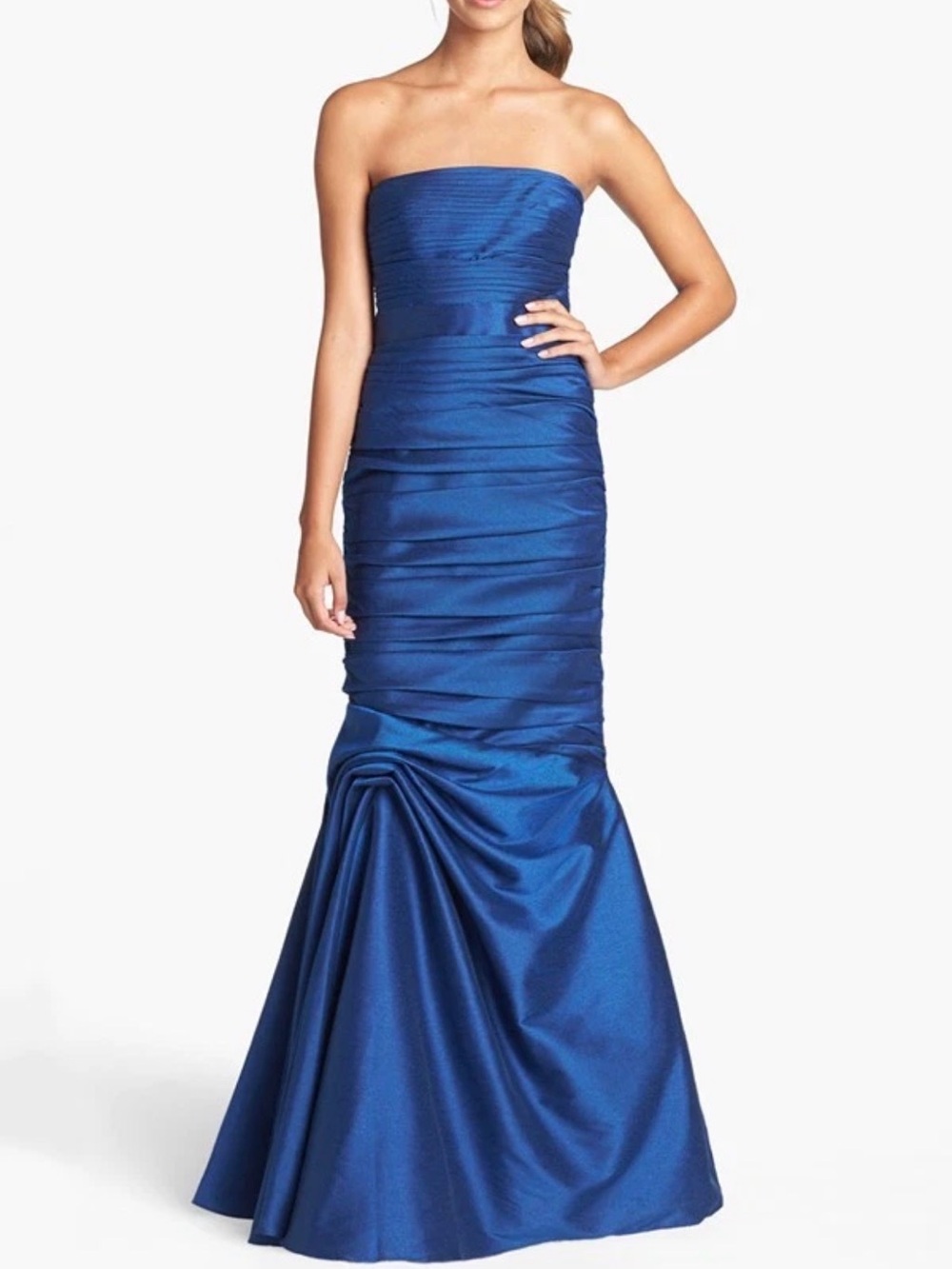 Monique Lhuillier Strapless Ruched Faille Mermaid Gown size 0